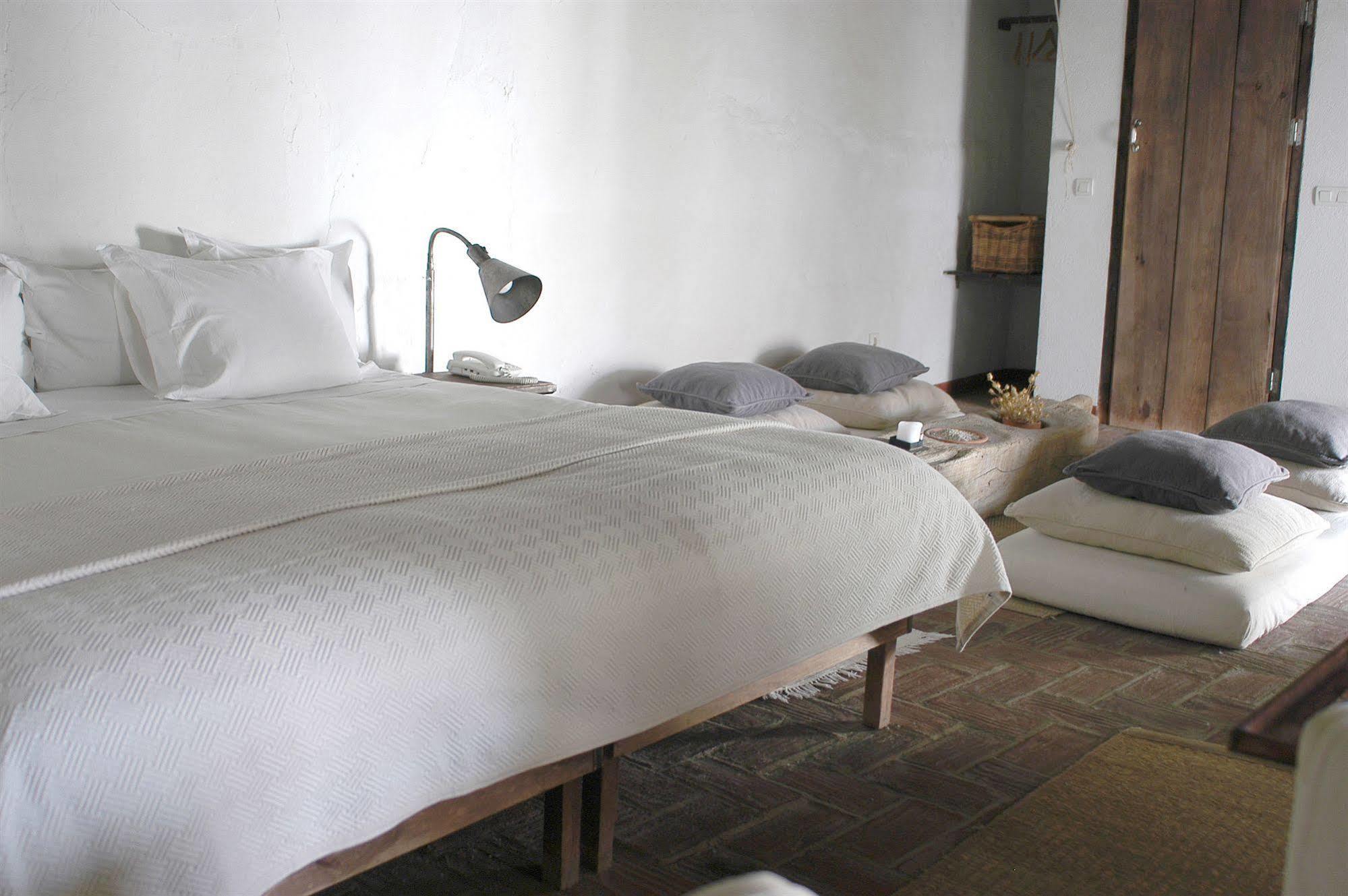 Hotel Hospederia Convento De La Parra, 06176 (Adults Only) La Parra  Esterno foto
